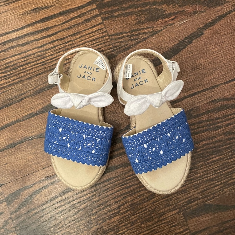 Janie and Jack espadrille sandals, size 5